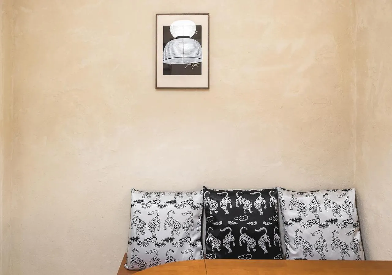 Urban Secret Space - Europe Mood, Seongsu, 4Mins To Gunguk Univ Station Seul